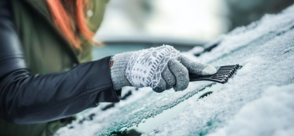 Sbrinare il parabrezza dell’auto. Ecco come farlo in modo facile e sicuro