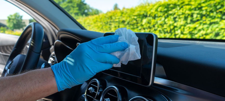 ¡Desinfección del interior del coche! Lea cómo desinfectar el interior del coche