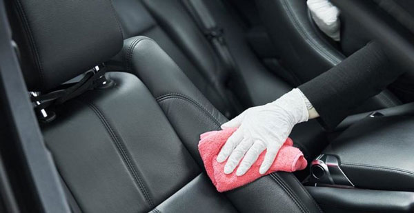 Leren bekleding auto schoonmaken? Zo je en heb je nodig!